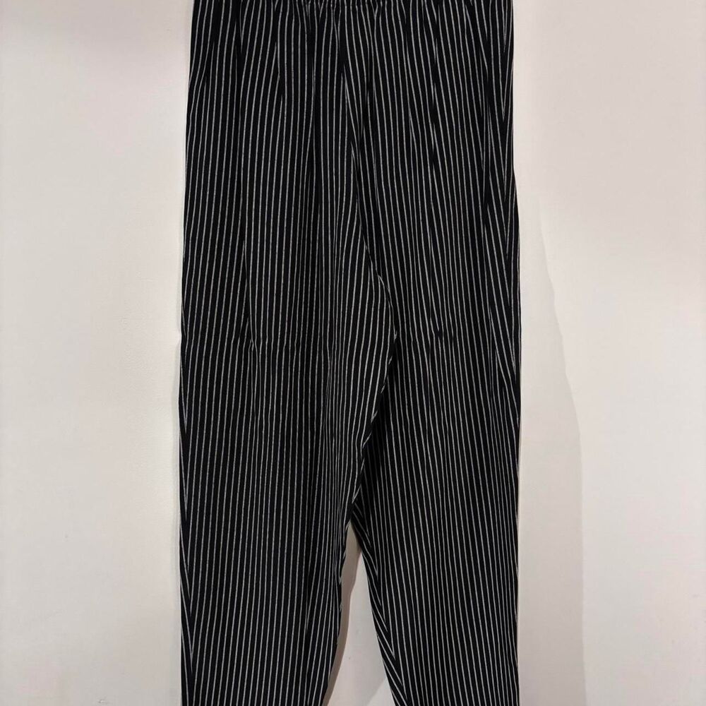 Unbranded Women's Black and Grey Trousers